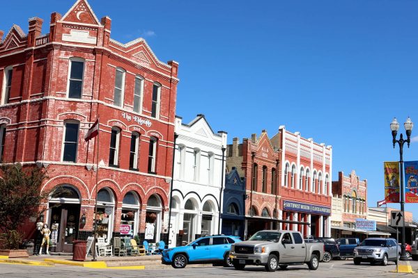 Life at Verse - Modern Homes Minutes from Downtown Lockhart