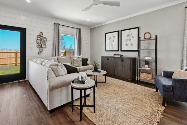 Standard Features-Efficiency